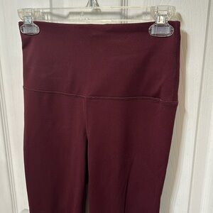 Yogalicious mid calf leggings